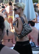 Paris Hilton パリス・ヒルトン